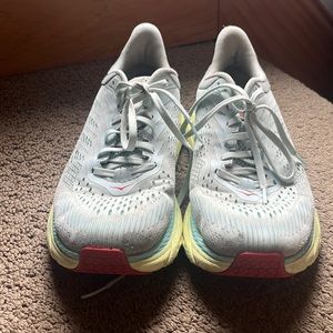 Hoka Sneakers